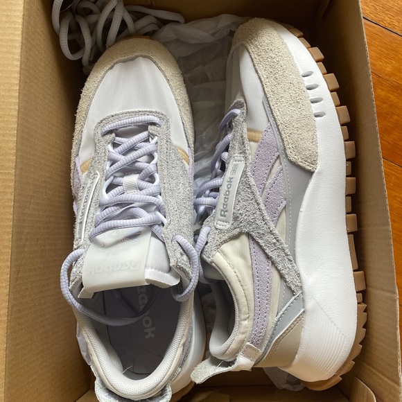 Reebok Classic Legacy Runners - Neutral tones (beige, grey, lilac) UK 5, EU 37.5 - Picture 5 of 11
